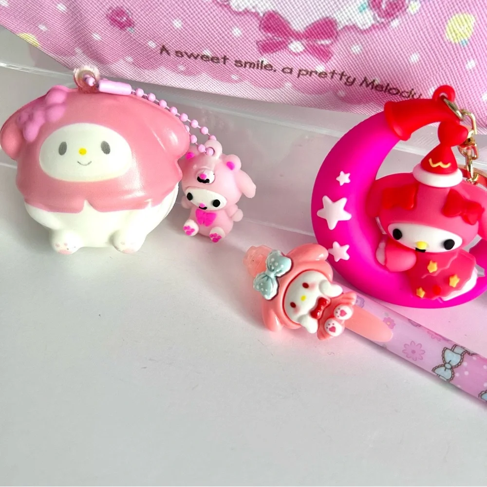 💝(MY328) My Melody Adorable 7-Piece Beauty Case Bundle!